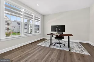 19405 Tuscarora Xing Dr, Leesburg, VA 20175 - Photo 8