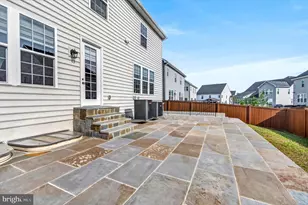 19405 Tuscarora Xing Dr, Leesburg, VA 20175 - Photo 44