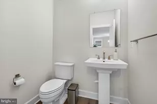 19405 Tuscarora Xing Dr, Leesburg, VA 20175 - Photo 18