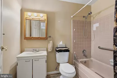 813 N Argonne Avenue, Sterling, VA 20164 - Photo 22