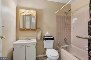 813 N Argonne Ave, Sterling, VA 20164 - Photo 22