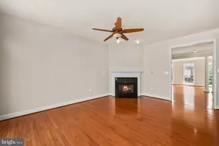 25519 Oak Medley Terrace, Aldie, VA 20105 - Photo 16