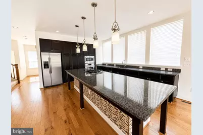 22806 Breezy Hollow Drive, Brambleton, VA 20148 - Photo 8