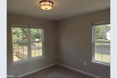 345 Silver Ridge Drive, Sterling, VA 20164 - Photo 16