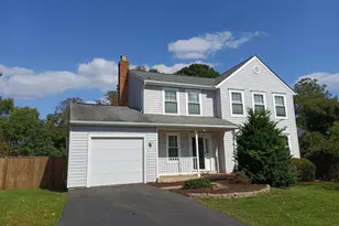 345 Silver Ridge Dr, Sterling, VA 20164 - Photo 2