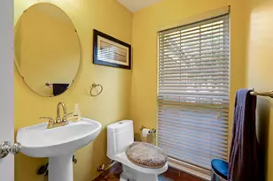 20941 Lohengrin Ct, Ashburn, VA 20147 - Photo 12