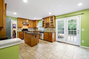 20941 Lohengrin Ct, Ashburn, VA 20147 - Photo 16