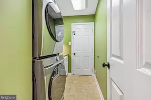 21341 Thimbleweed Ct, Ashburn, VA 20147 - Photo 22
