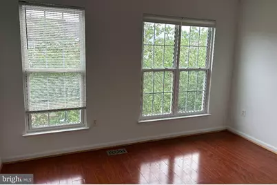 42994 Beachall Street, Chantilly, VA 20152 - Photo 14