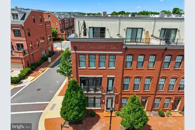 232 Bluemont Branch Terrace SE, Leesburg, VA 20175 - Photo 2