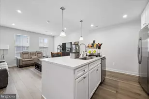 42587 Pitlochry Ter, Sterling, VA 20166 - Photo 22