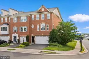 25741 Clairmont Manor Square, Aldie, VA 20105 - Photo 46