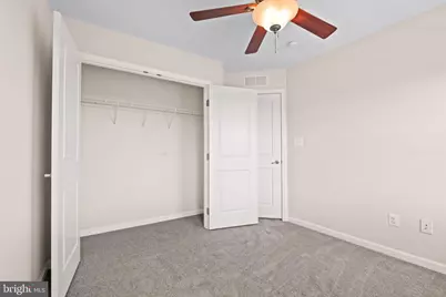 25741 Clairmont Manor Square, Aldie, VA 20105 - Photo 30