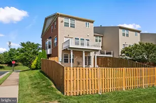 25741 Clairmont Manor Square, Aldie, VA 20105 - Photo 44