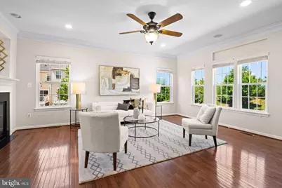 25741 Clairmont Manor Square, Aldie, VA 20105 - Photo 2