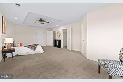 25741 Clairmont Manor Square, Aldie, VA 20105 - Photo 22