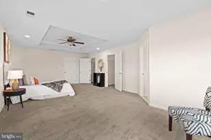 25741 Clairmont Manor Square, Aldie, VA 20105 - Photo 22