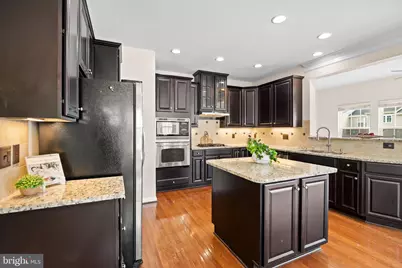 25741 Clairmont Manor Square, Aldie, VA 20105 - Photo 10