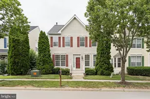 42650 Harris St, Chantilly, VA 20152 - Photo 2