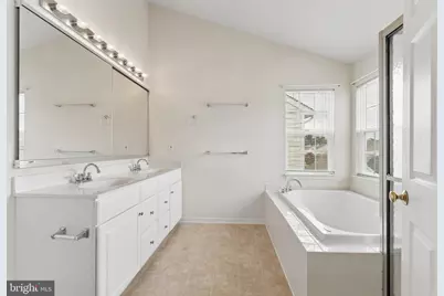 42650 Harris Street, Chantilly, VA 20152 - Photo 28