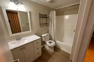 123 Bickel Ct, Sterling, VA 20165 - Photo 18