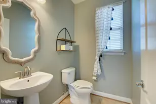 13481 Arcadian Dr, Leesburg, VA 20176 - Photo 28