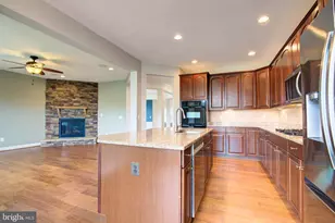 13481 Arcadian Dr, Leesburg, VA 20176 - Photo 20