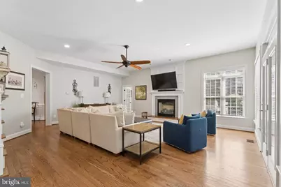 19131 Stream Crossing Court, Leesburg, VA 20176 - Photo 8