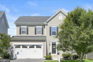 812 Pencoast Dr, Purcellville, VA 20132 - Photo 2