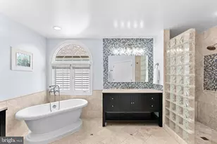 25781 Planting Field Dr, Chantilly, VA 20152 - Photo 36