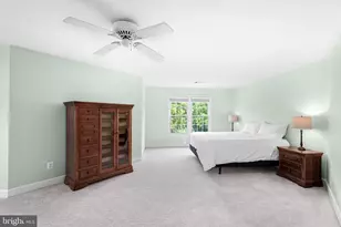 25781 Planting Field Dr, Chantilly, VA 20152 - Photo 32