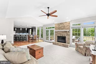 25781 Planting Field Dr, Chantilly, VA 20152 - Photo 26