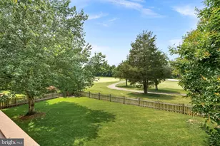 25781 Planting Field Dr, Chantilly, VA 20152 - Photo 62