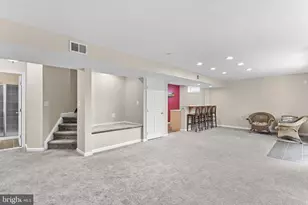 25781 Planting Field Dr, Chantilly, VA 20152 - Photo 52