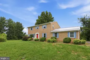 39335 Bolington Rd, Lovettsville, VA 20180 - Photo 2