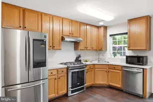 45428 Oak Trail Square, Sterling, VA 20164 - Photo 8