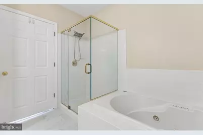 25340 Lake Mist #304, Chantilly, VA 20152 - Photo 18