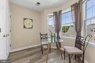 25340 Lake Mist, Chantilly, VA 20152 - Photo 14