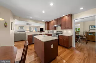 20869 Channel Ct, Sterling, VA 20165 - Photo 22