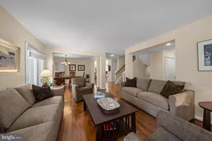 20869 Channel Ct, Sterling, VA 20165 - Photo 8