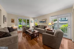 20869 Channel Ct, Sterling, VA 20165 - Photo 6