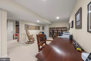 20869 Channel Ct, Sterling, VA 20165 - Photo 40