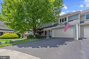 20869 Channel Ct, Sterling, VA 20165 - Photo 2