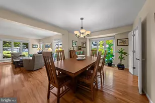 20869 Channel Ct, Sterling, VA 20165 - Photo 10