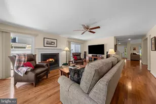 20869 Channel Ct, Sterling, VA 20165 - Photo 14