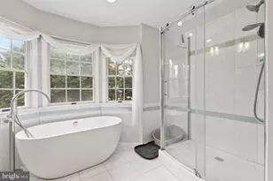 46450 Saffron Ct, Sterling, VA 20165 - Photo 20