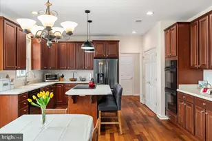 13642 Old Springhouse Ct, Lovettsville, VA 20180 - Photo 14