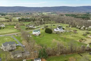 13642 Old Springhouse Ct, Lovettsville, VA 20180 - Photo 74