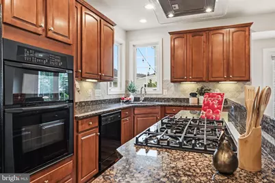 42511 Meridian Hill Drive, Brambleton, VA 20148 - Photo 32