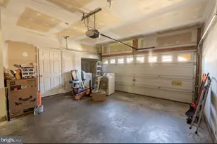 43723 Banshee Heights Terrace, Ashburn, VA 20148 - Photo 28